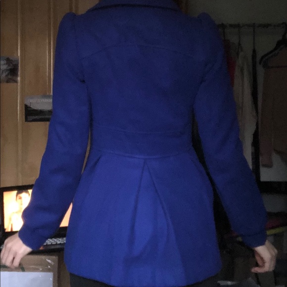 Jacket - Picture 8 of 8